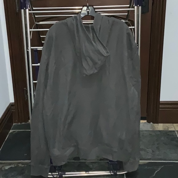 Lightweight jacket - Picture 2 of 2